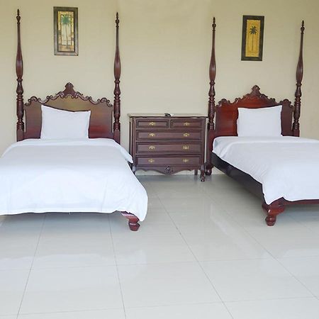 Saffron Suites Syariah Джакарта Екстериор снимка