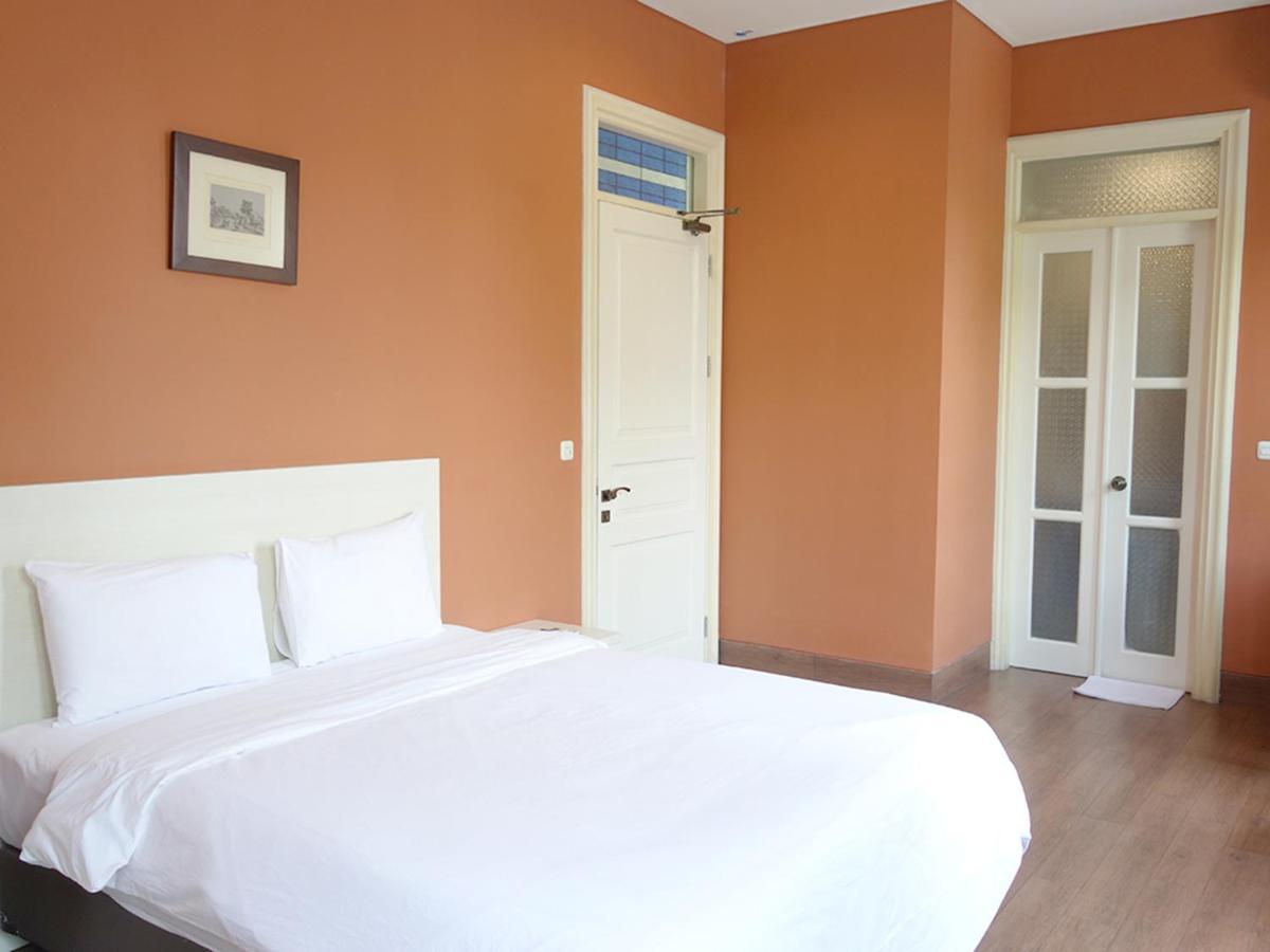 Saffron Suites Syariah Джакарта Екстериор снимка