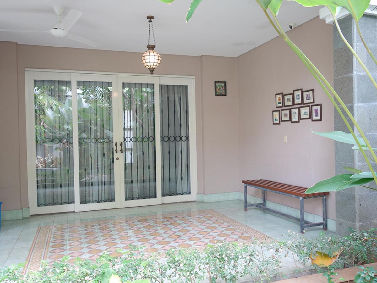 Saffron Suites Syariah Джакарта Екстериор снимка