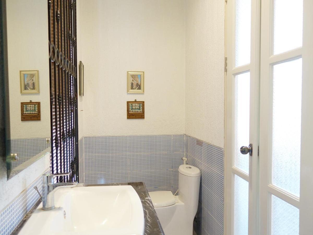 Saffron Suites Syariah Джакарта Екстериор снимка